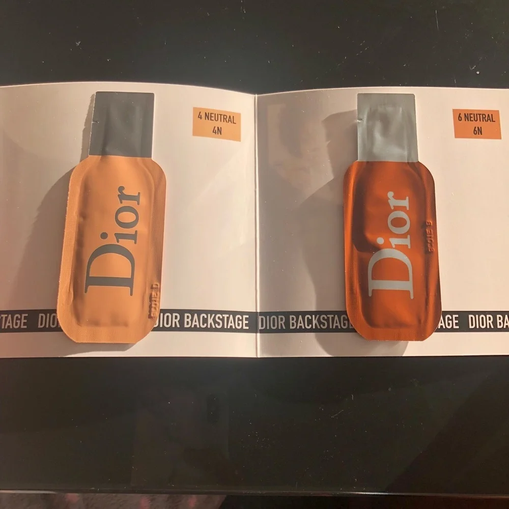 Dior backstage 4 shades Foundation Sample Card